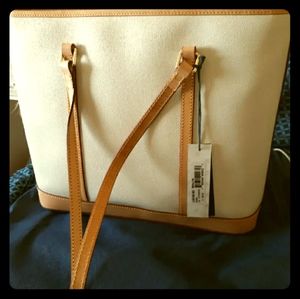 Dooney and Bourke Tote bag